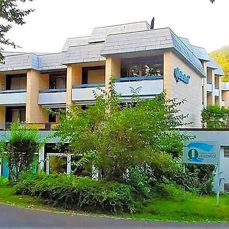 Hotel Quellenhof 3*