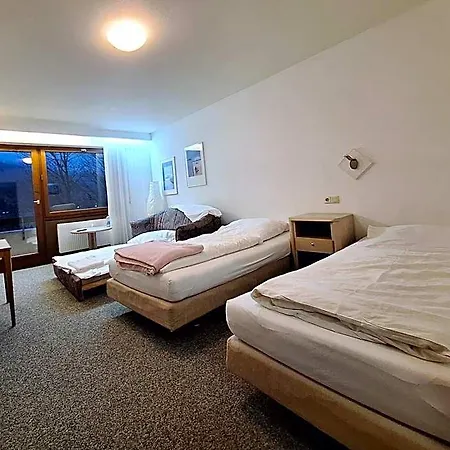 Hotel Quellenhof 3*